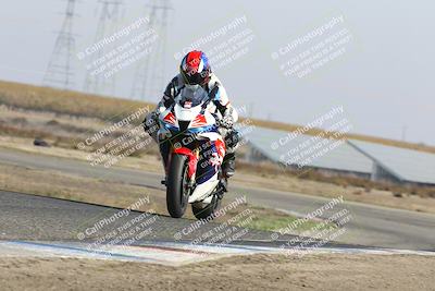 media/Nov-03-2025-Lets Ride (Mon) [[4d74c1c4d3]]/B Group/1220pm (Wheelie Bump)/